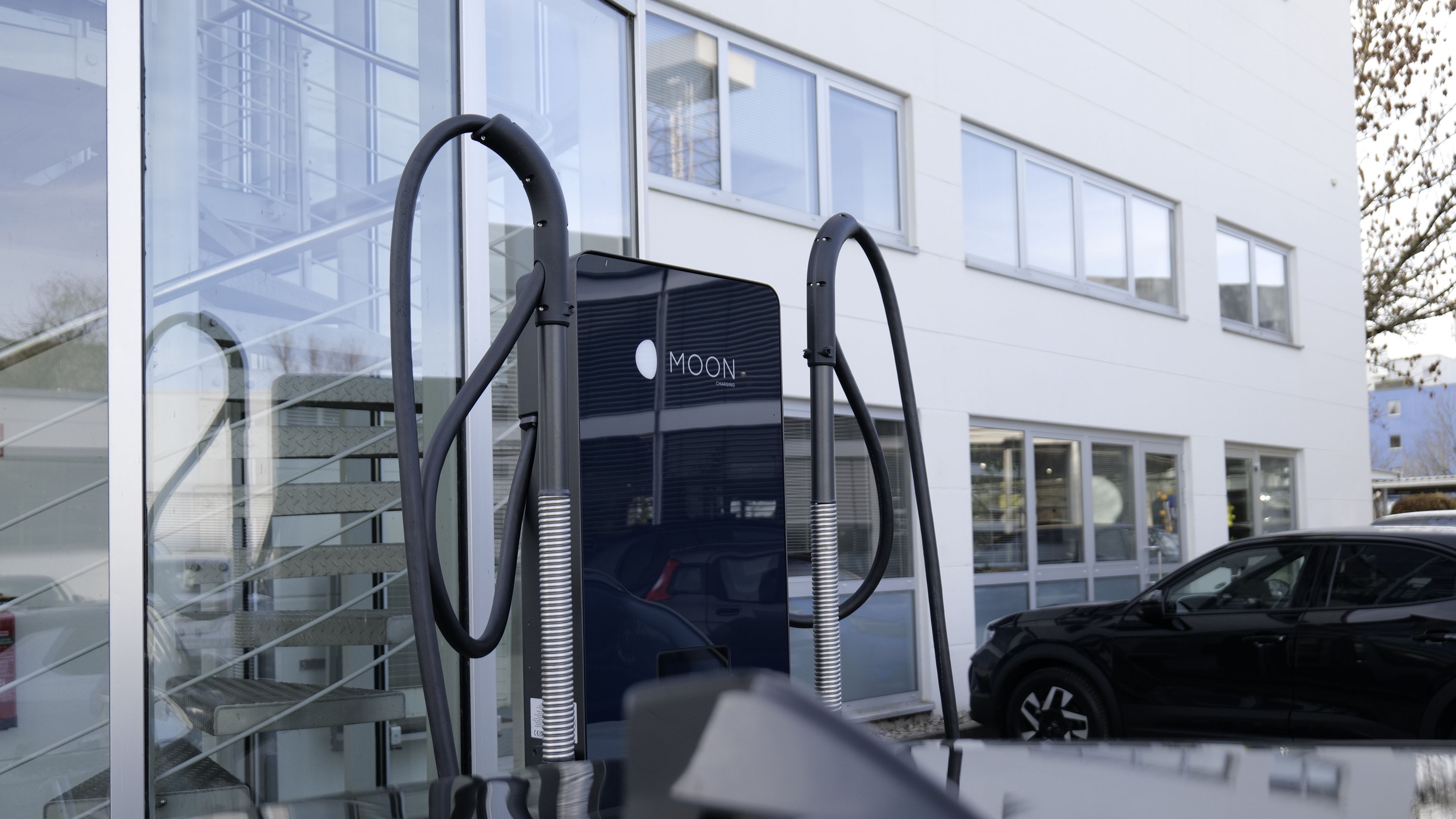 Ladestation MOON POWER Charger 50 bei AVAG Holding SE