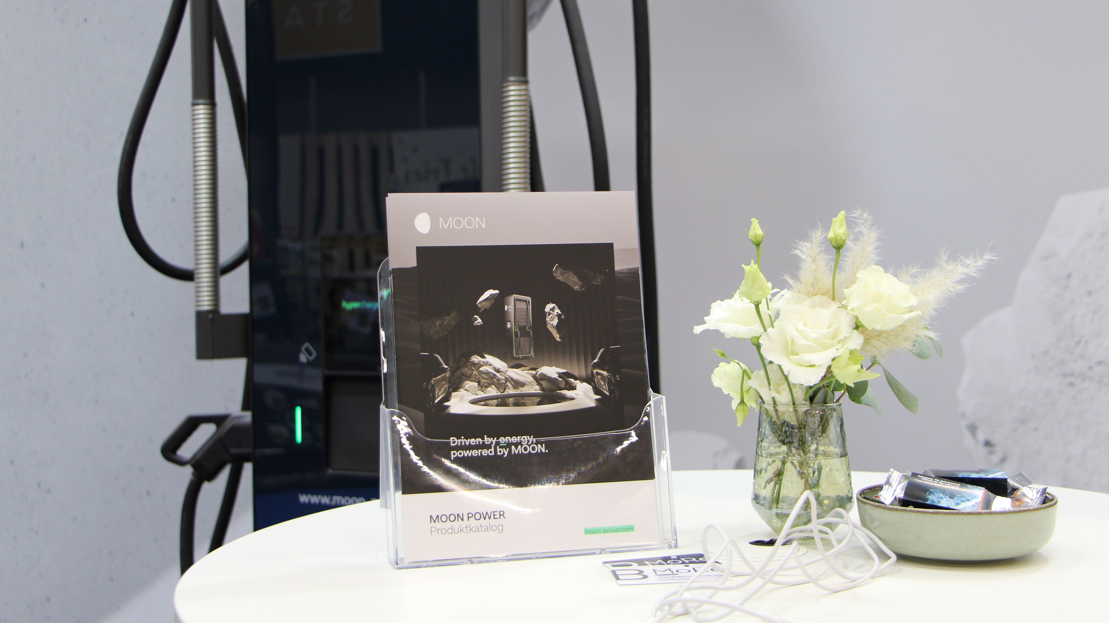 MOON Messestand Produktkatalog