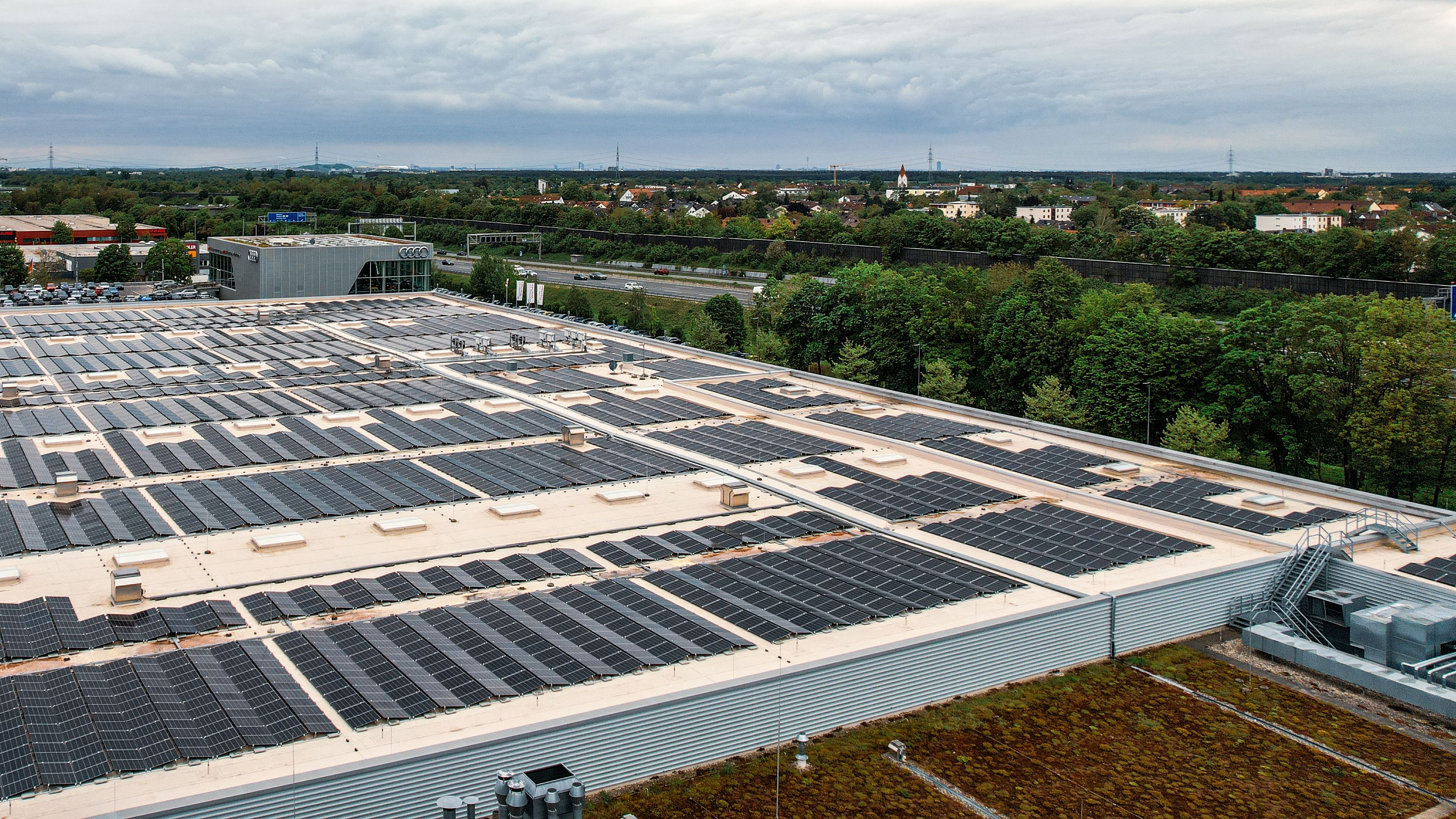 PV Anlage Audi Gebrauchtwagen Zentrum Eching