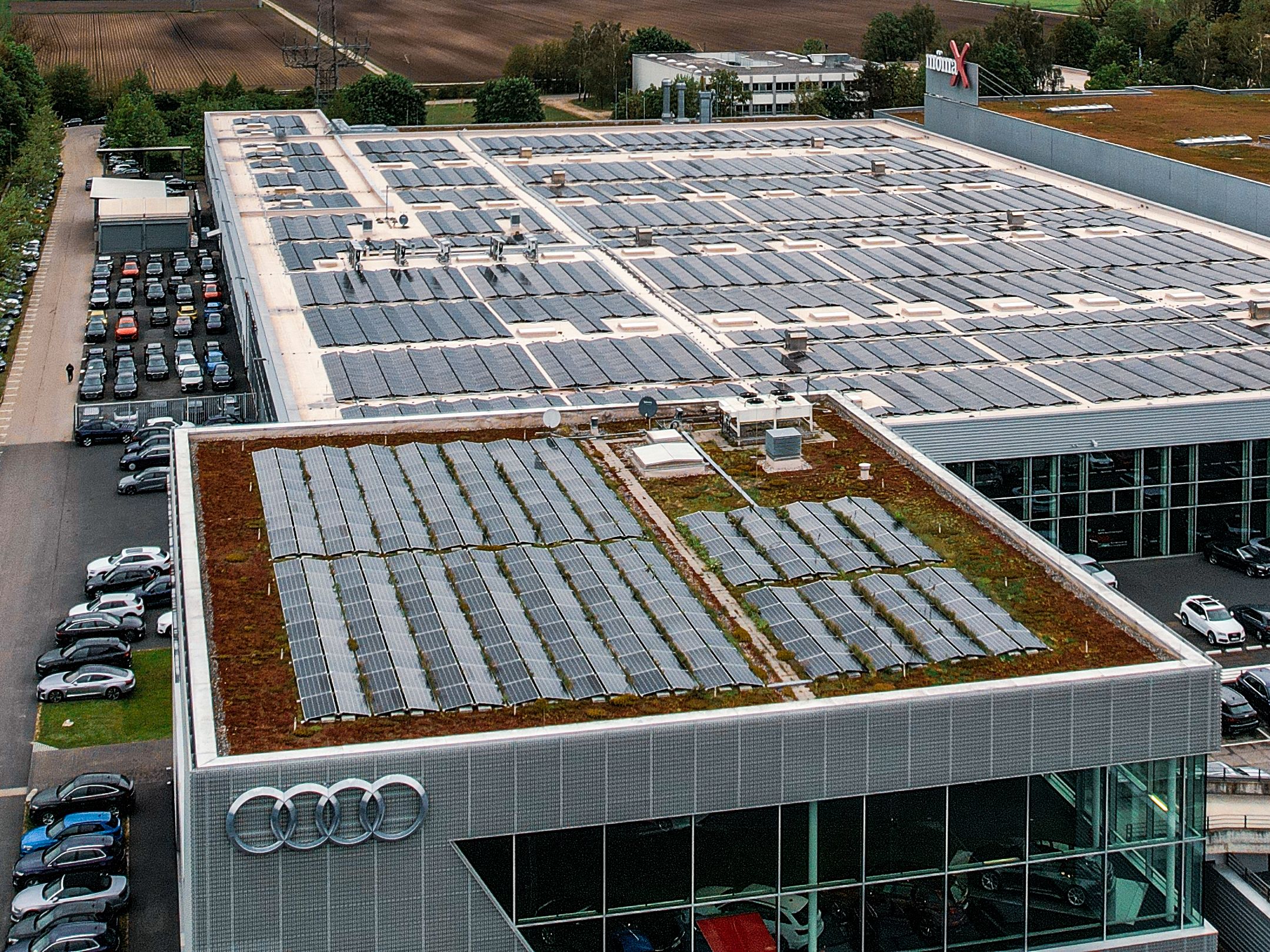 PV Anlage Audi Gebrauchtwagen Zentrum Eching