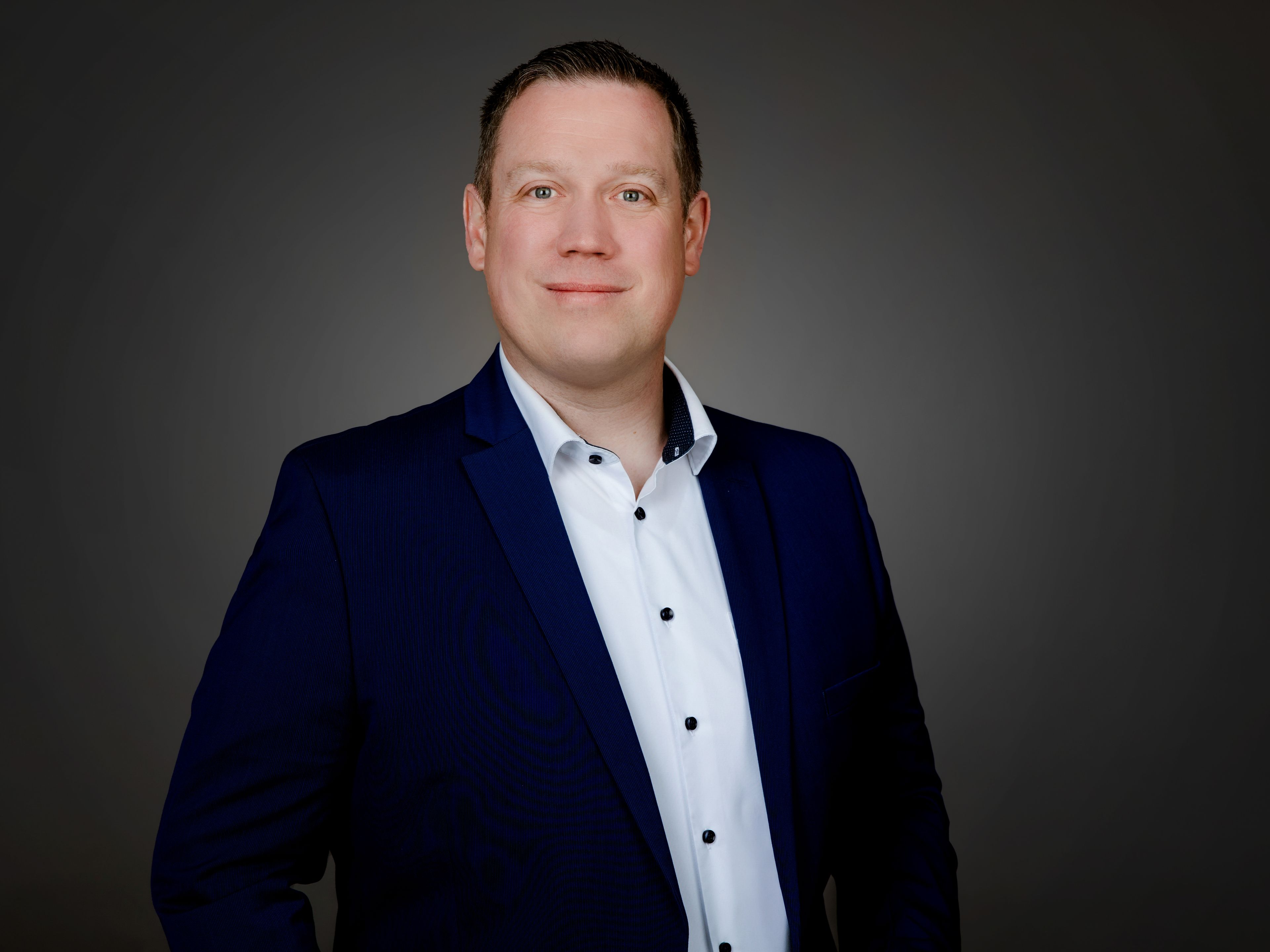 Sven Bansemir