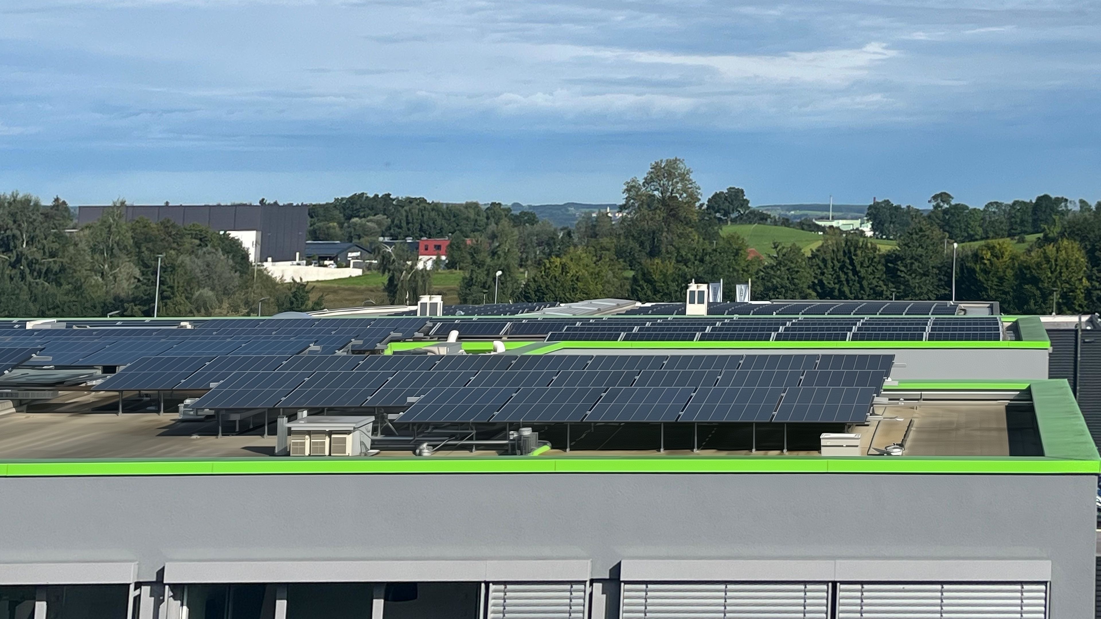 PV Anlage Autohaus Seitz in Memmingen