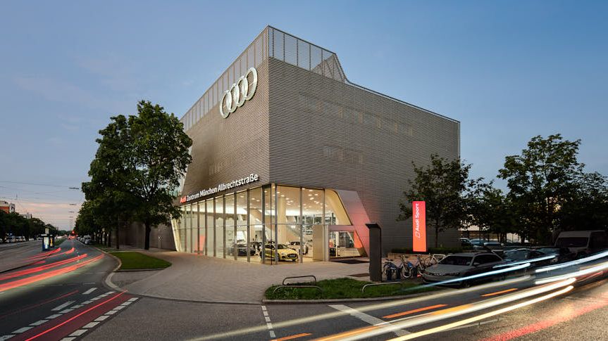 Albrechtstrasse Audi