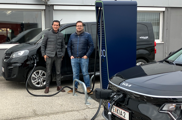 Autohaus Wipplinger MOON Photovoltaik Hypercharger