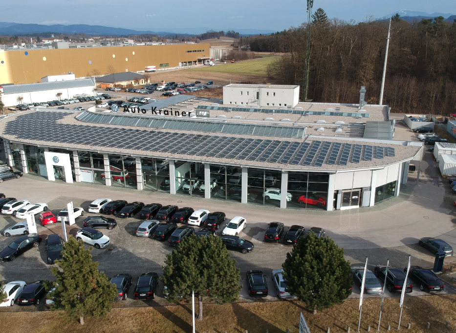 Autohaus-krainer-PV-anlage-MOON